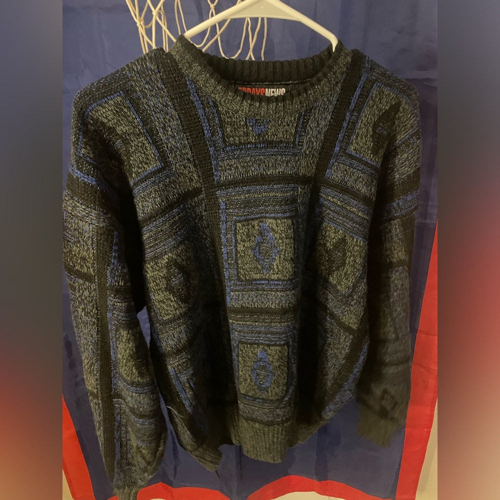 TodaysNews sweater blue and black